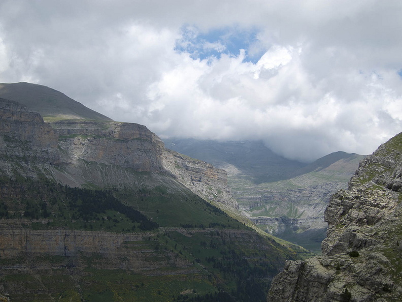 flickr-esteban ribera-7526941728.jpg