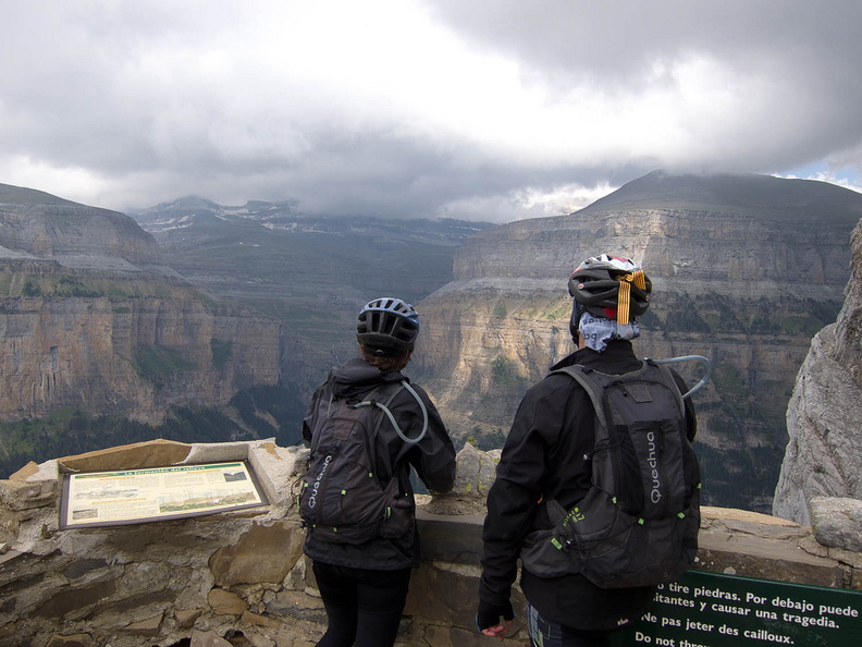 flickr-esteban ribera-7526957360.jpg